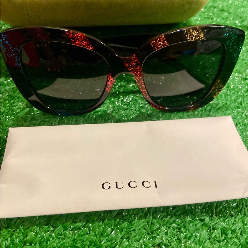 Gucci Red and Green Oversized Cat-Eye Sunglasses